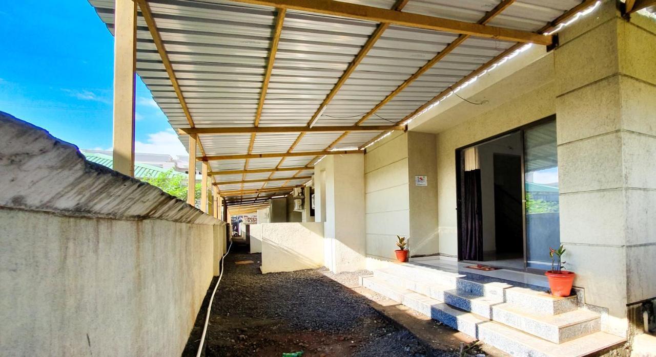 Vivaant Retreat And Conventions Hotel Igatpuri Exterior foto