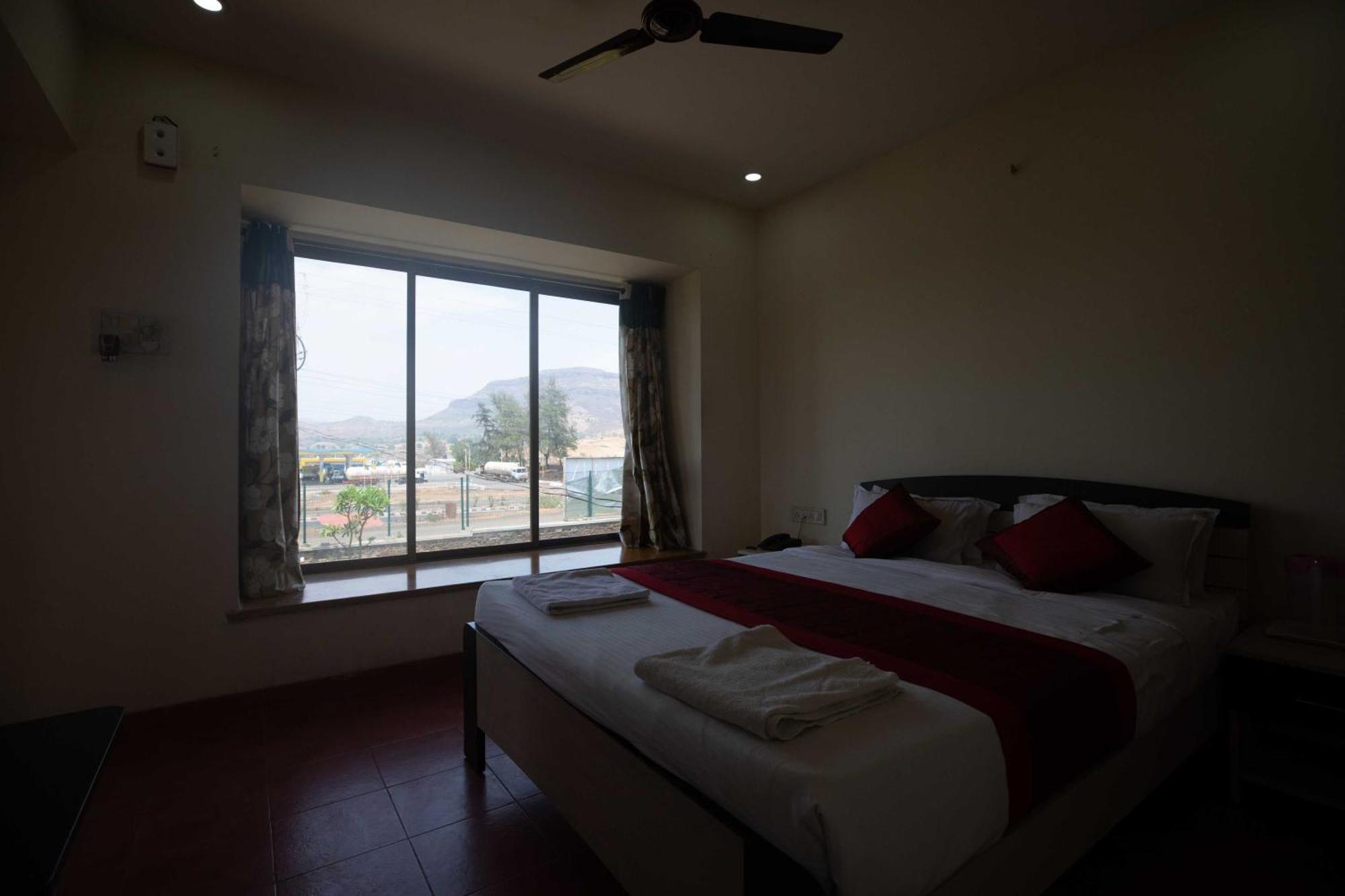 Vivaant Retreat And Conventions Hotel Igatpuri Exterior foto
