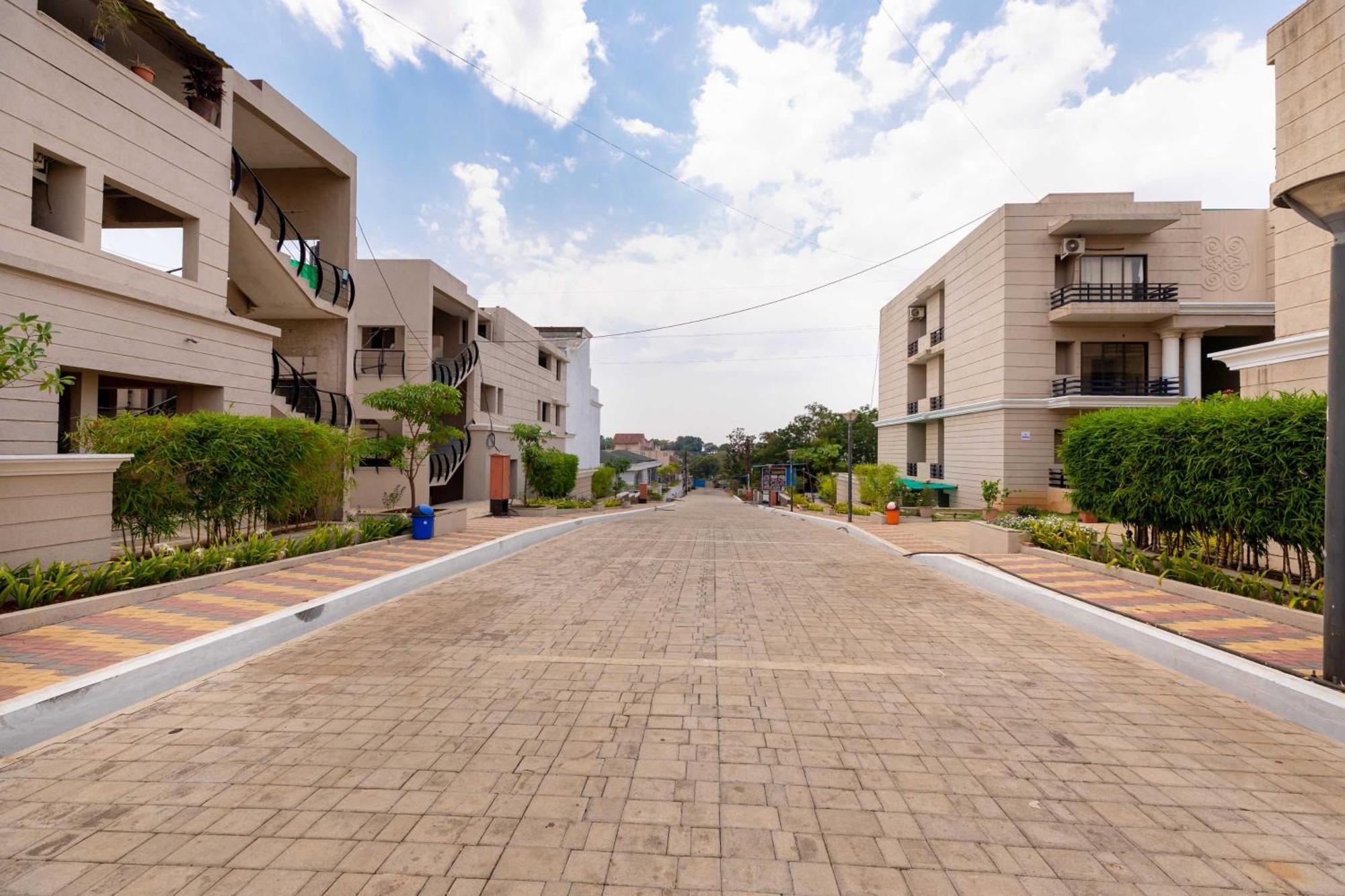 Vivaant Retreat And Conventions Hotel Igatpuri Exterior foto
