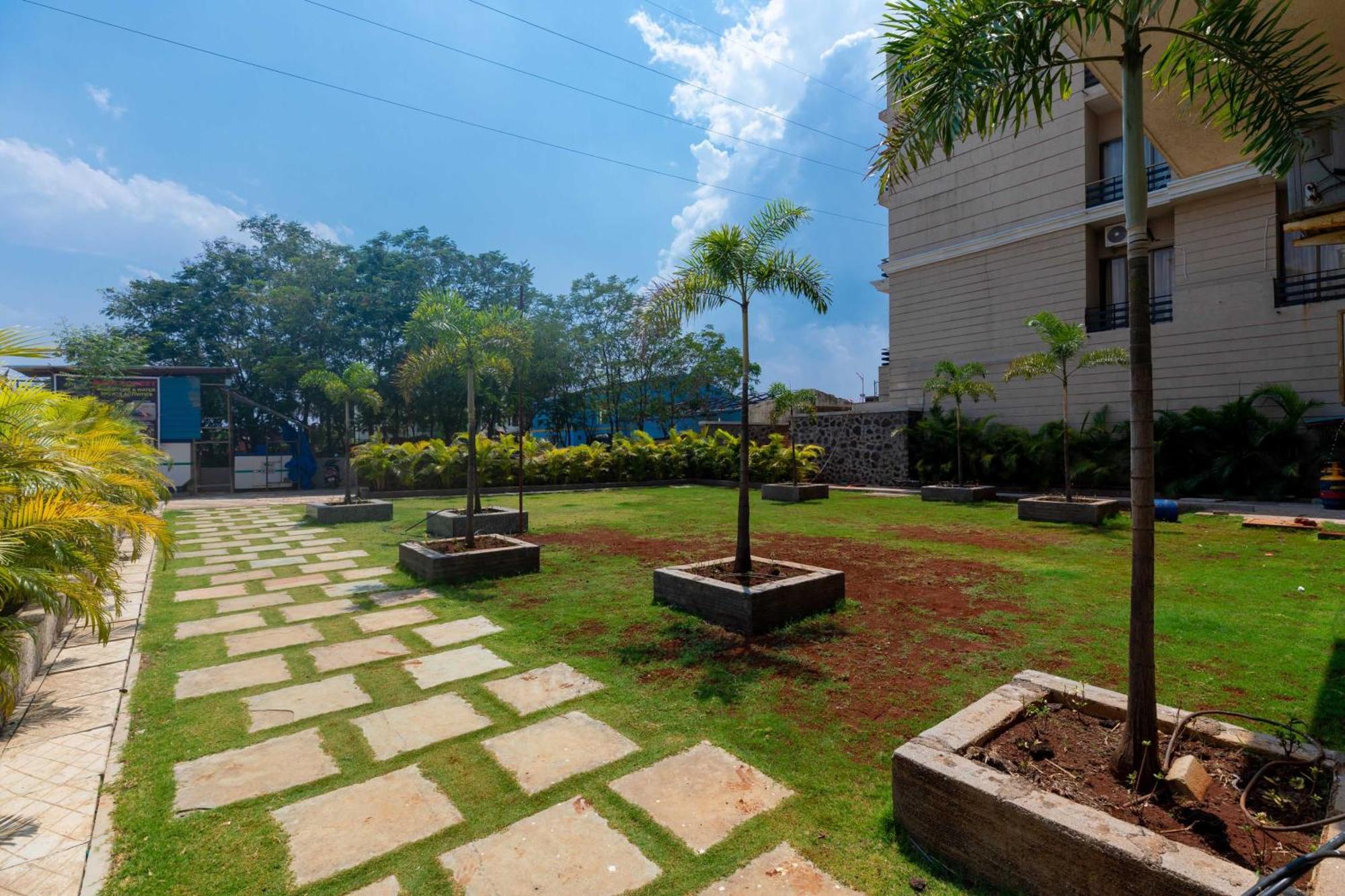 Vivaant Retreat And Conventions Hotel Igatpuri Exterior foto