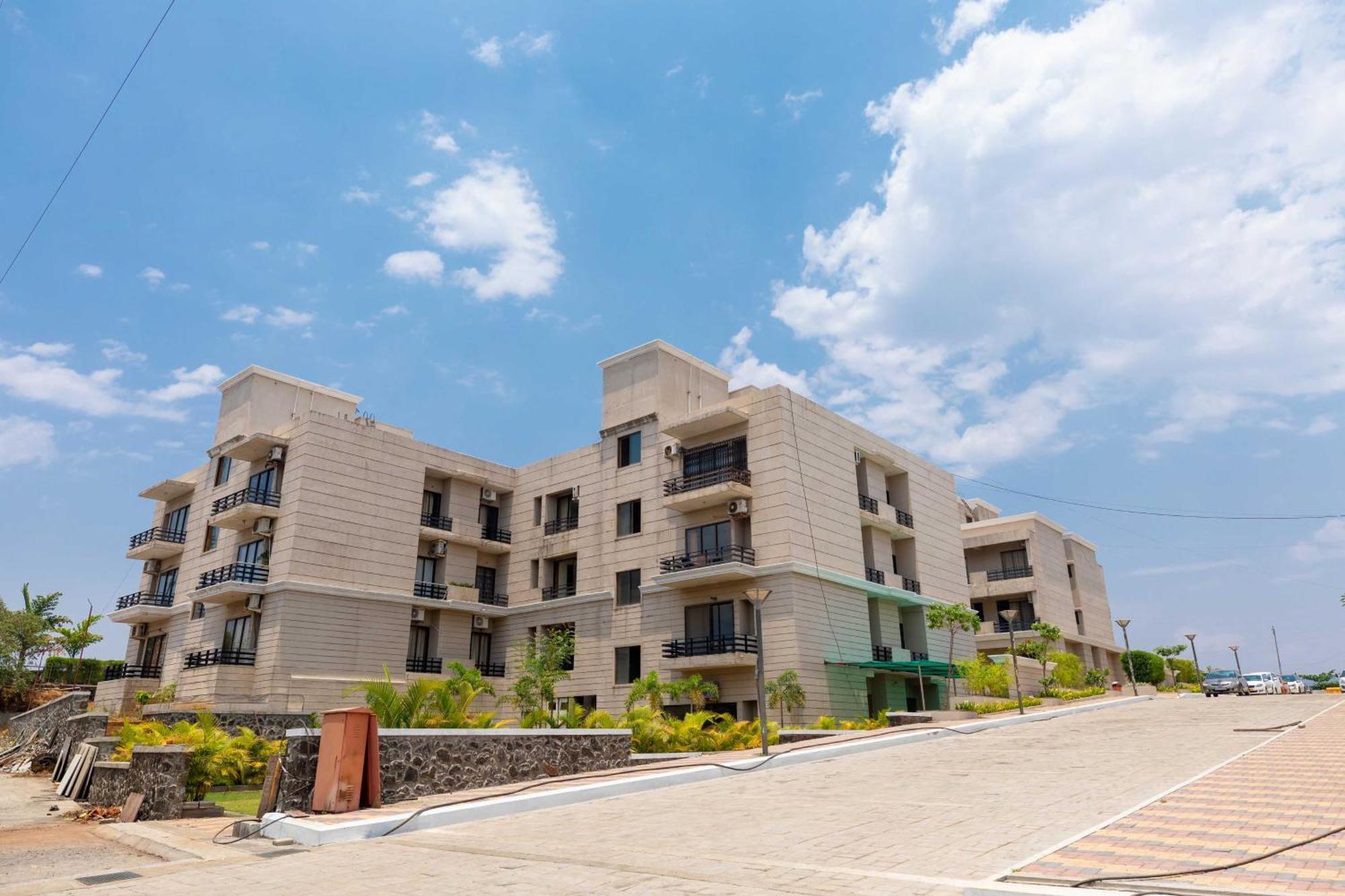 Vivaant Retreat And Conventions Hotel Igatpuri Exterior foto