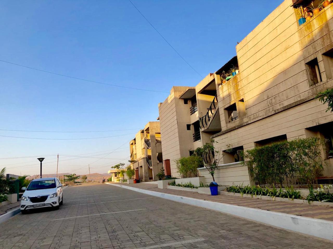 Vivaant Retreat And Conventions Hotel Igatpuri Exterior foto